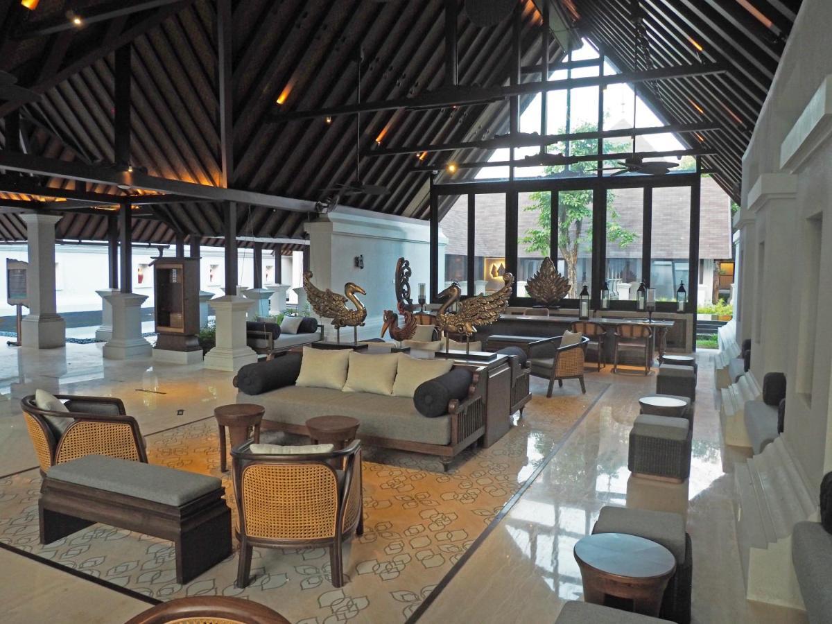 Novotel Bogor Golf Resort Exterior foto